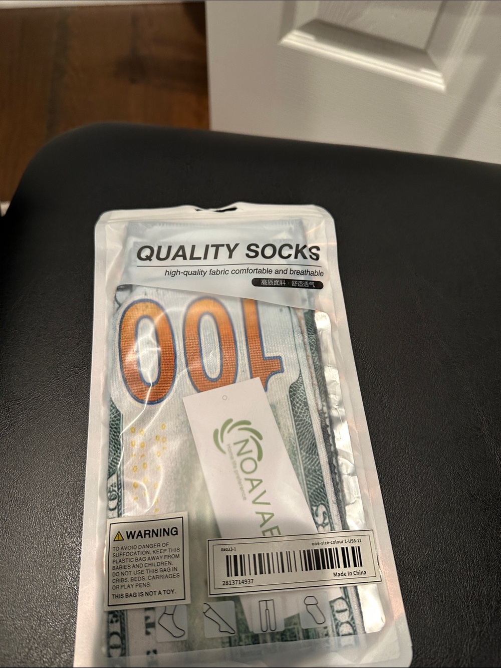 Novelty Money-Print Crew Socks - White/Green